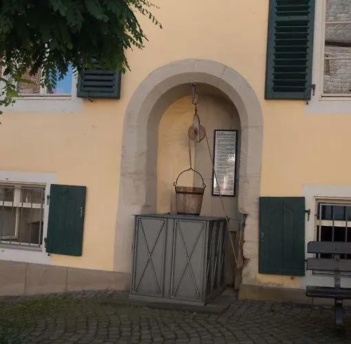 Atelier Maschinenhaus アパート *